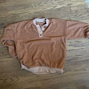 Donni sweatshirt lights worn. Cozy and cute!